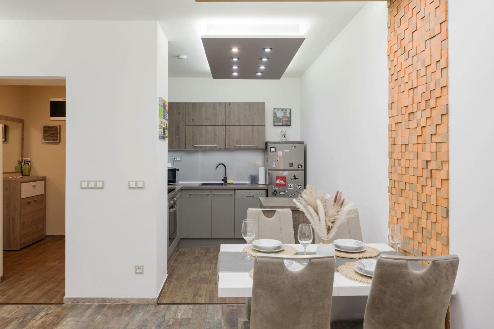 Slate Wood Apartment — Fotók 1